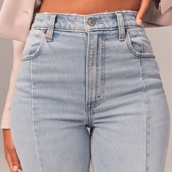 Abercrombie & Fitch Curve Love Ultra High Rise 90s Straight Jean Size 20 Regular - Picture 5 of 15